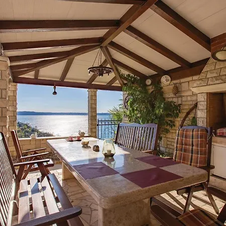 Apartman 1 Bedroom Nice Apartment In Piran *