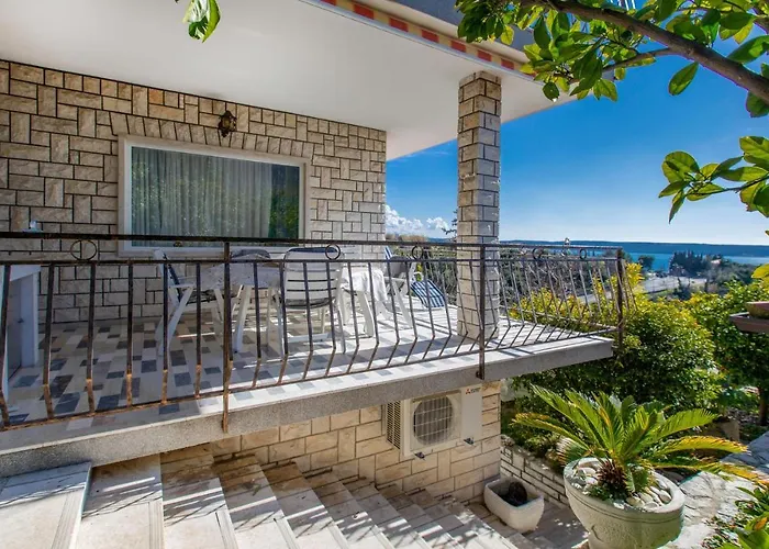 1 Bedroom Awesome In