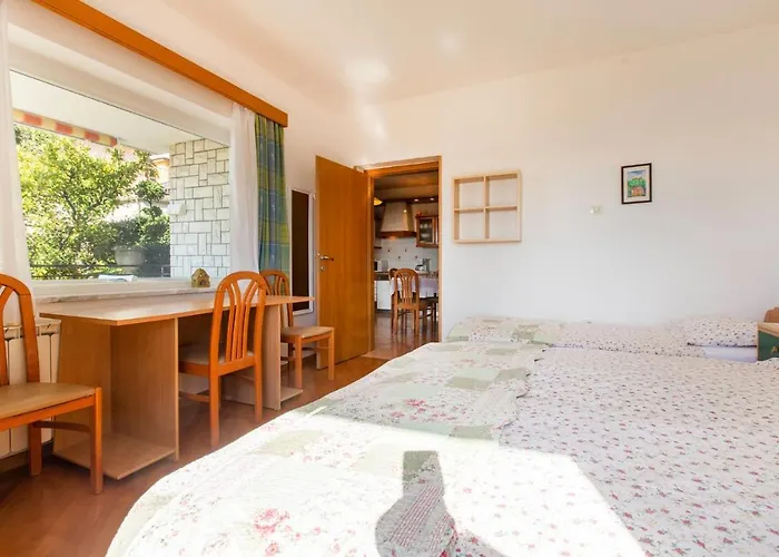 דירה 1 Bedroom Awesome In *