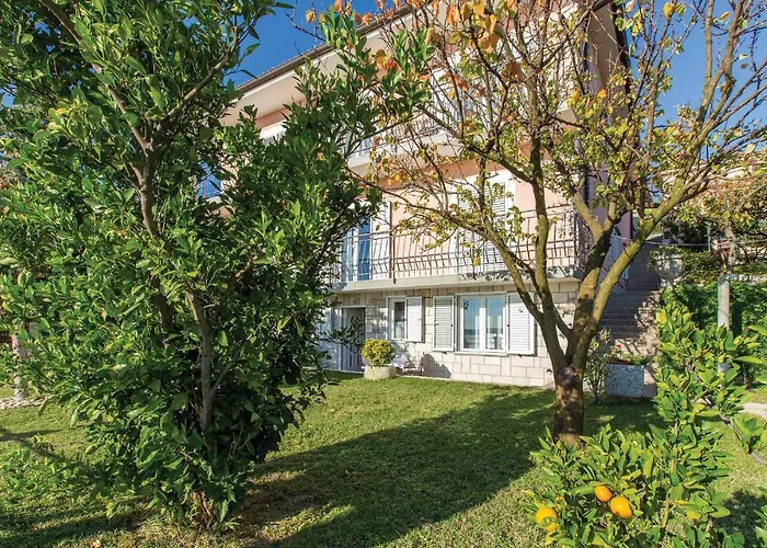 דירה 1 Bedroom Awesome In